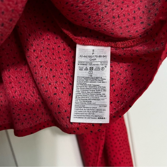 Gap Women's Blouse Top Size Small Flowy Red Black Points Long Sleeves - Picture 6 of 9